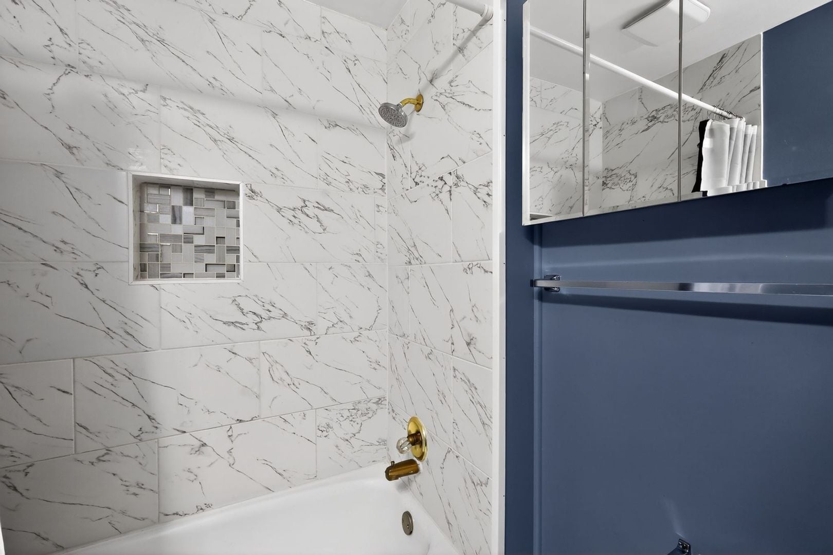 Building Photo - 5200 Newton St