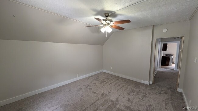Building Photo - 166 Glen Ave