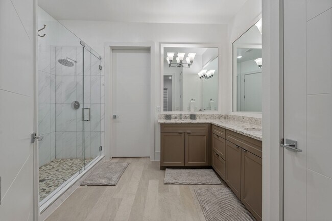 Building Photo - 15260 TX-105