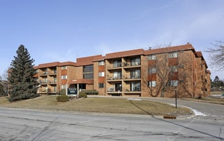 Building Photo - Parklawn Manor