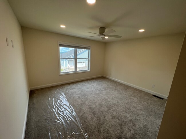 Building Photo - 540 NY-9P