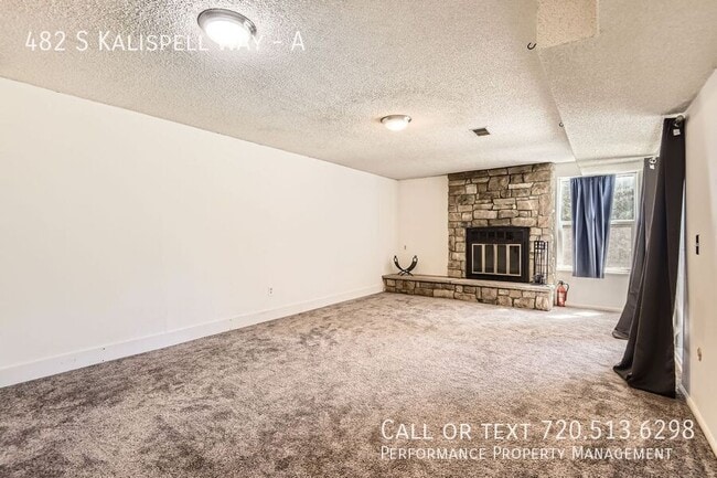 Building Photo - 482 S Kalispell Way