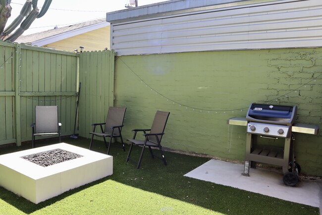 Backyard - 6742 De Longpre Ave