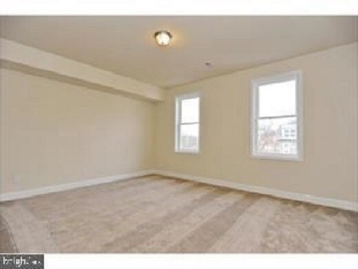 2 year-old Carpet in all Bedrooms - 139 Kingsley St