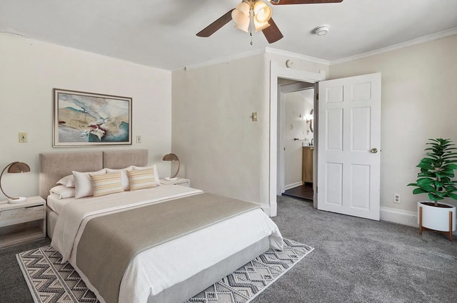 Building Photo - 1509 Kenosha SFH