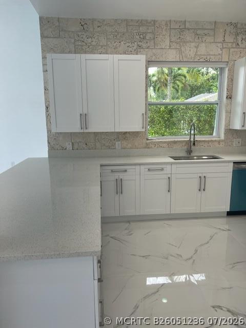 Building Photo - 16082 Rio Del Sol