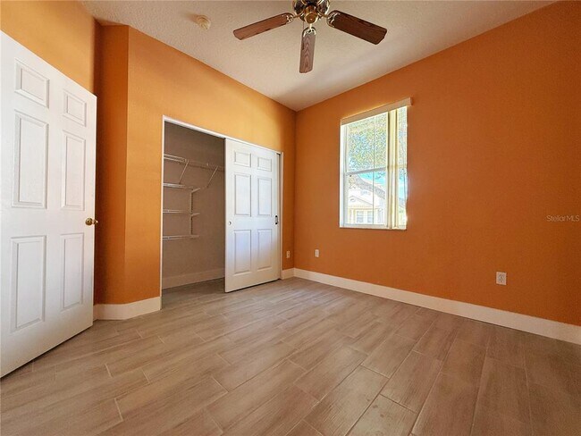 Building Photo - 194 Sand Ridge Dr