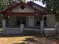 Building Photo - 1501 W Halsell Rd