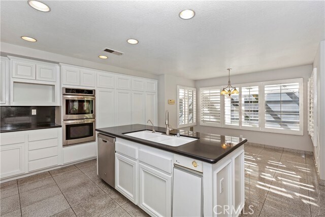 Building Photo - 2533 Palomino Dr
