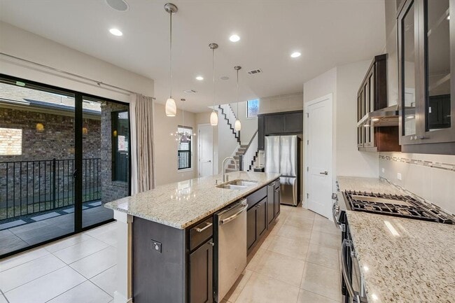 Building Photo - 509 Baylee Love Ln E