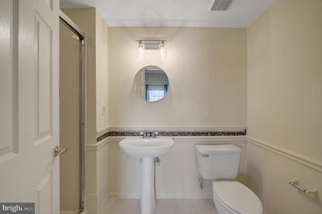 Building Photo - 6146 Main St