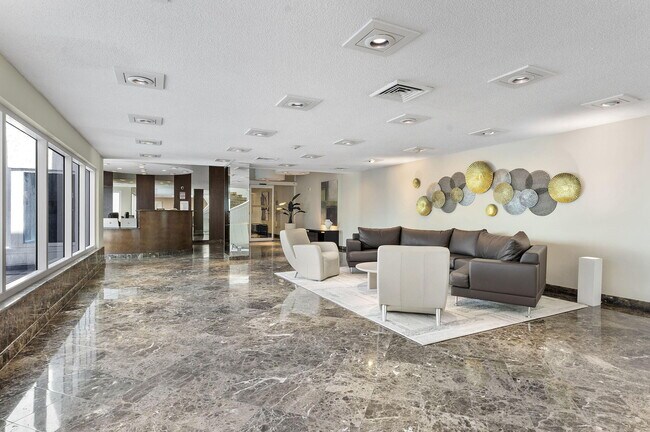 Building Photo - 1360 S Ocean Blvd