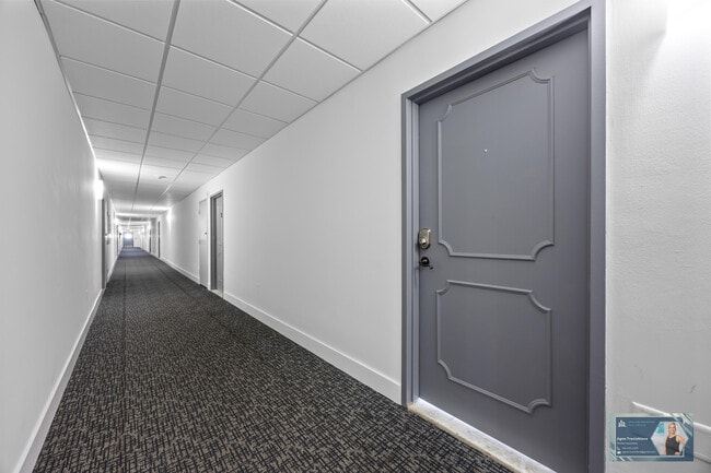 Building Photo - 137 Golden Isles Dr