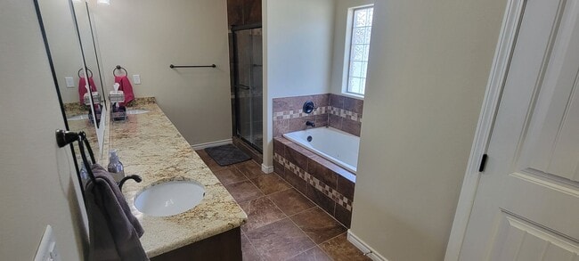 Building Photo - BEAUTIFUL HOME IN PROVIDENCE ADDITION