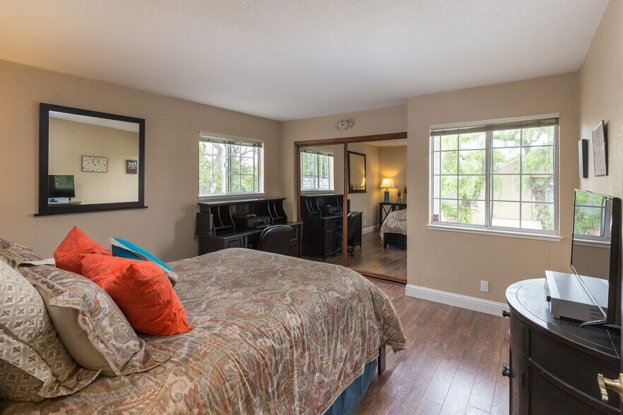 Guest Bedroom 3 - 304 Titleist Ct