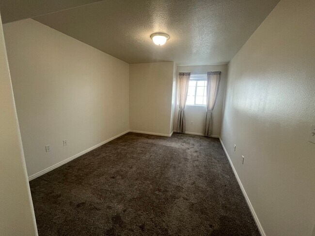 Building Photo - 1343 S 1110 W