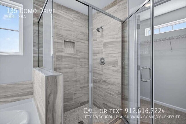 Building Photo - 135 Como Dr