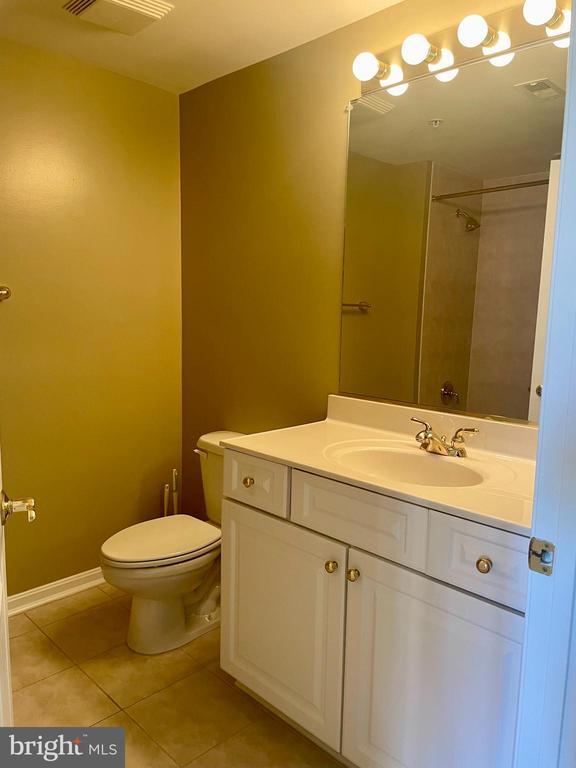 Building Photo - 12251 Roundwood Rd