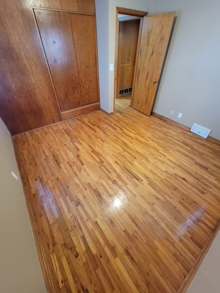 Building Photo - 3420 N 51st St