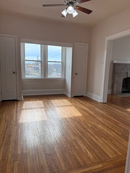Dining Room - 4120 Smith Rd