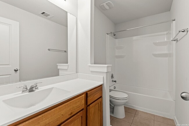 Building Photo - 4837 Park Gln