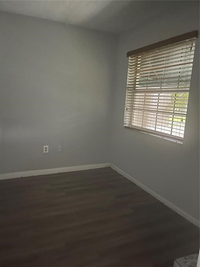 Building Photo - 12390 SW 51st Pl