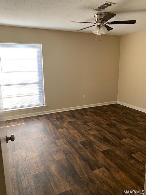 Building Photo - 40 Glenwood Ct