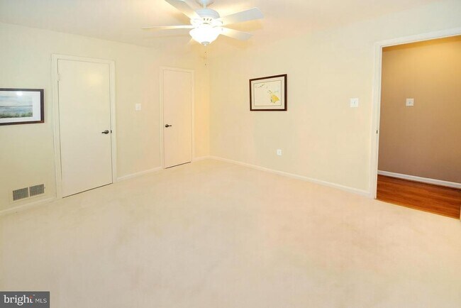 Building Photo - 9308 Winterset Dr