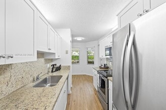 Building Photo - 1401 SW 128th Terrace