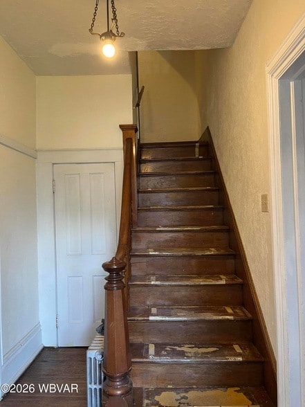 Building Photo - 336 Hastings St