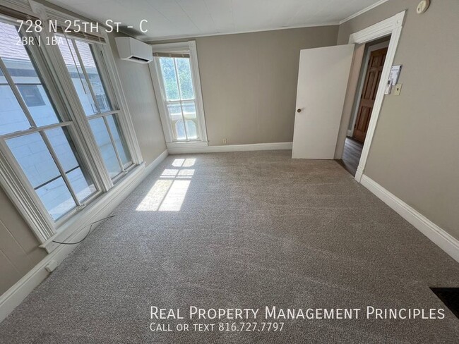 Building Photo - 728 N 25th St