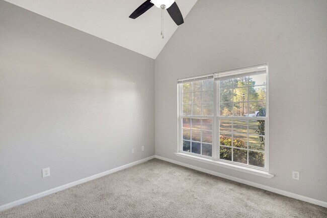 Building Photo - 1200 Peacock Trail