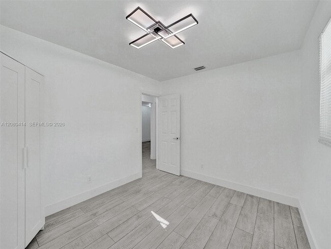 Building Photo - 2446 Fillmore St