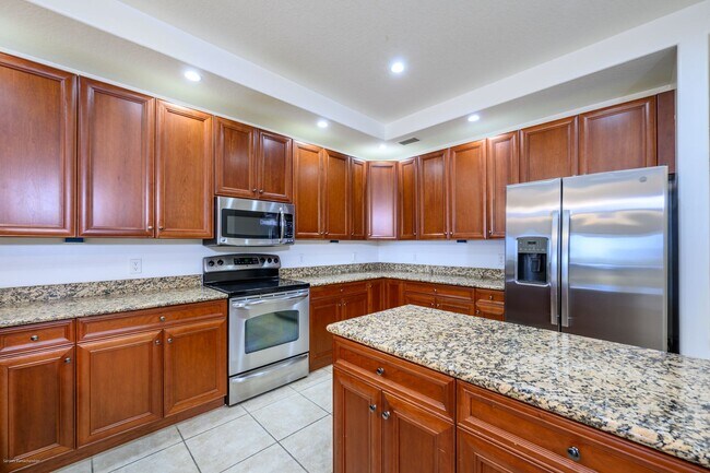 Building Photo - PRICE DROP!! Luxury Waterfront Living with Deeded Dock – Punta Gorda Isles