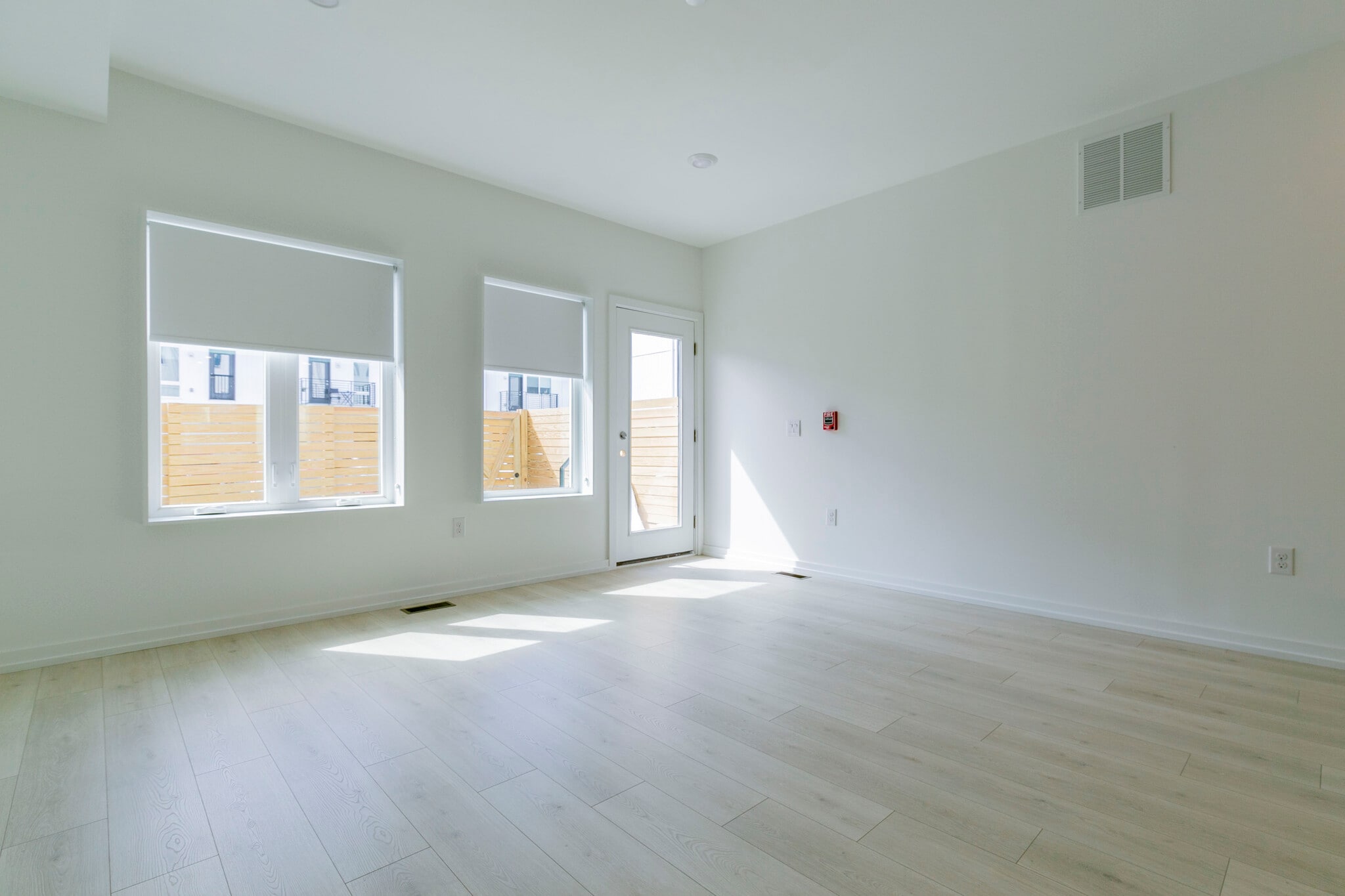 Building Photo - 1248 Lecount St