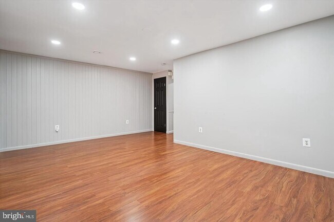 Building Photo - 3226 Foothill St