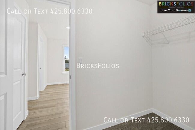 Building Photo - 5035 86th Ave NE