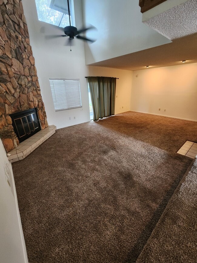 Building Photo - 5911 Idle Forest Pl