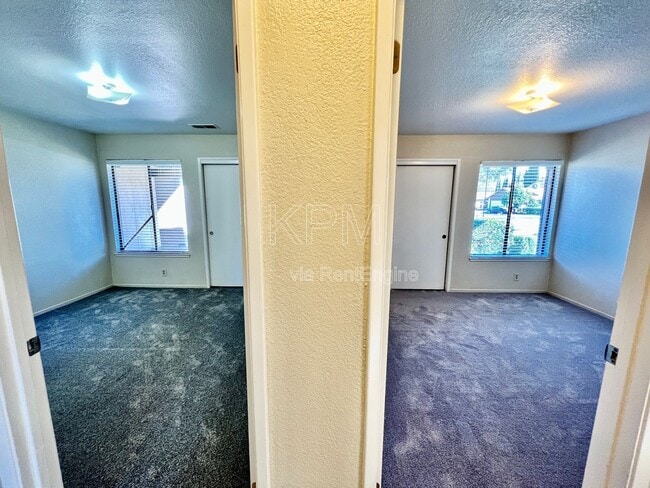 Building Photo - 4517 Da Vinci Dr