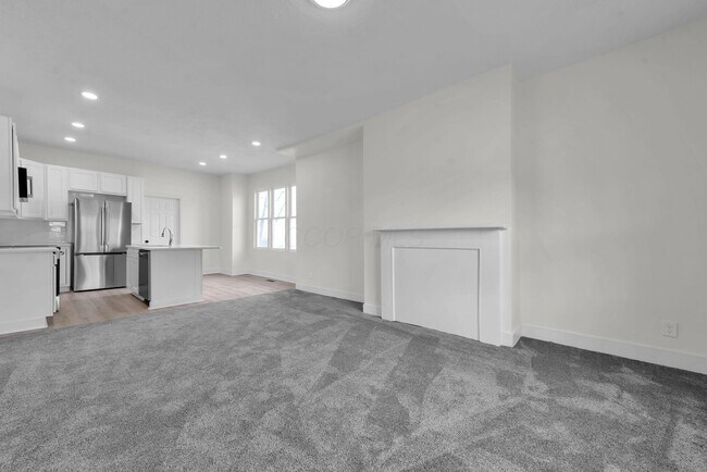 Building Photo - 63 Stevens Ave