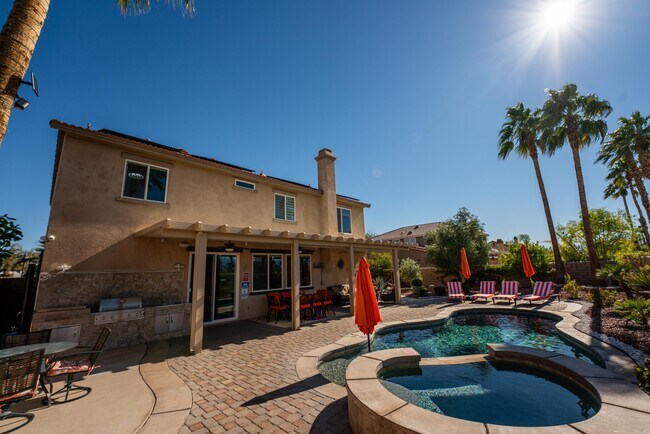 Building Photo - 43247 Fiore St