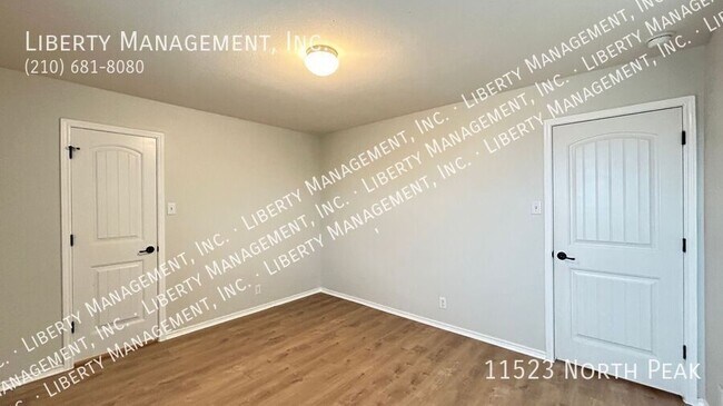 Building Photo - 11523 North Peak-