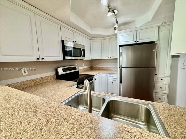 Building Photo - 3610 SW 114th Ave