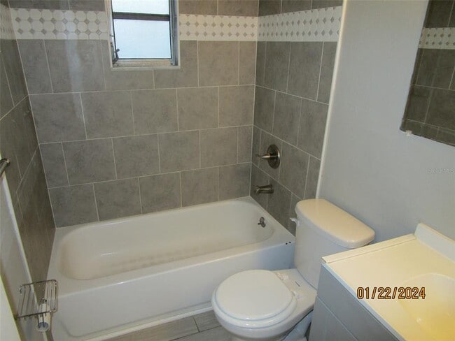 Building Photo - 8947 Cairo Ln