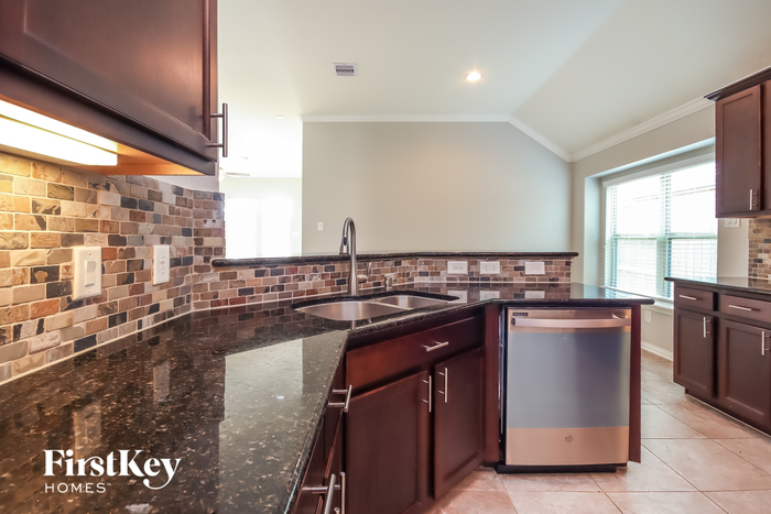 Building Photo - 3714 Ember Falls Ln