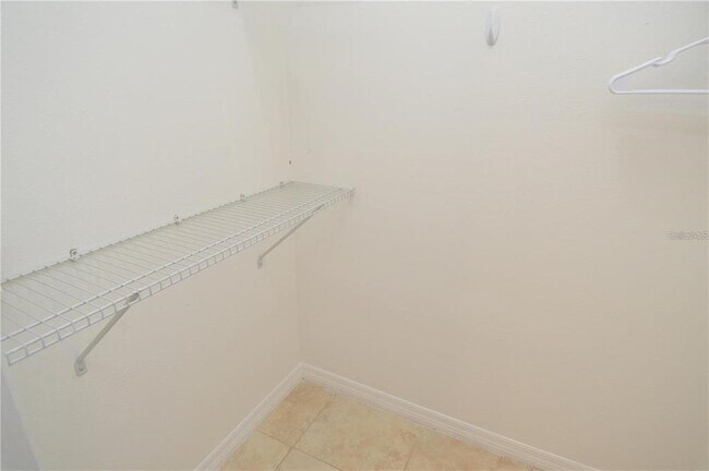 Building Photo - 8625 Mallard Reserve Dr