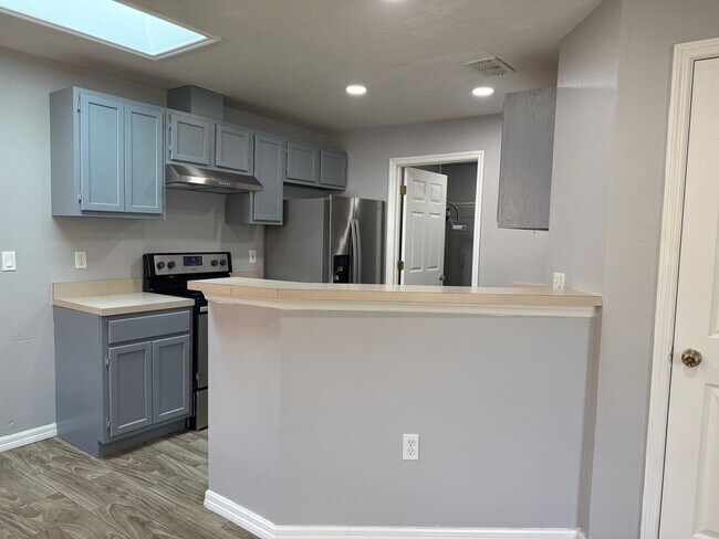 Building Photo - 3/2 in Wedgefield