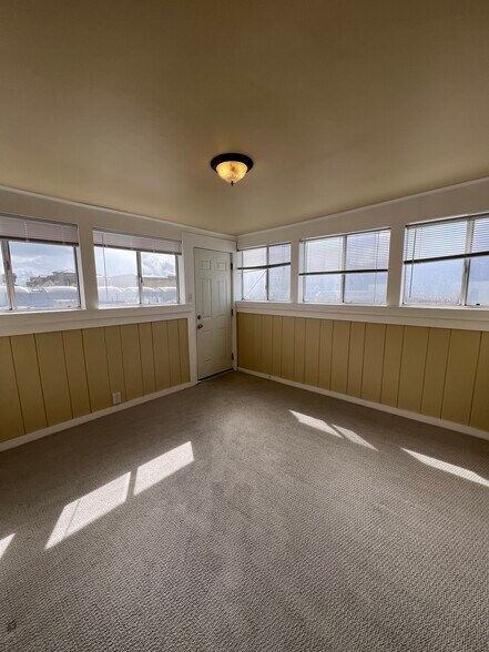Building Photo - 808 A St