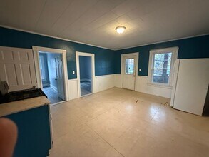 Building Photo - 408 Rimmon St