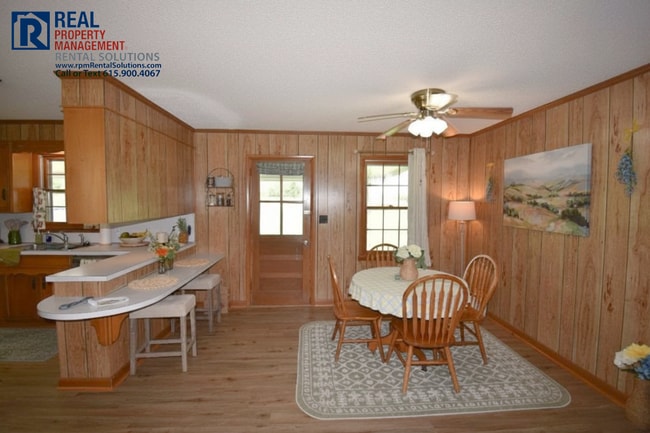 Building Photo - 182 Riverbend Dr
